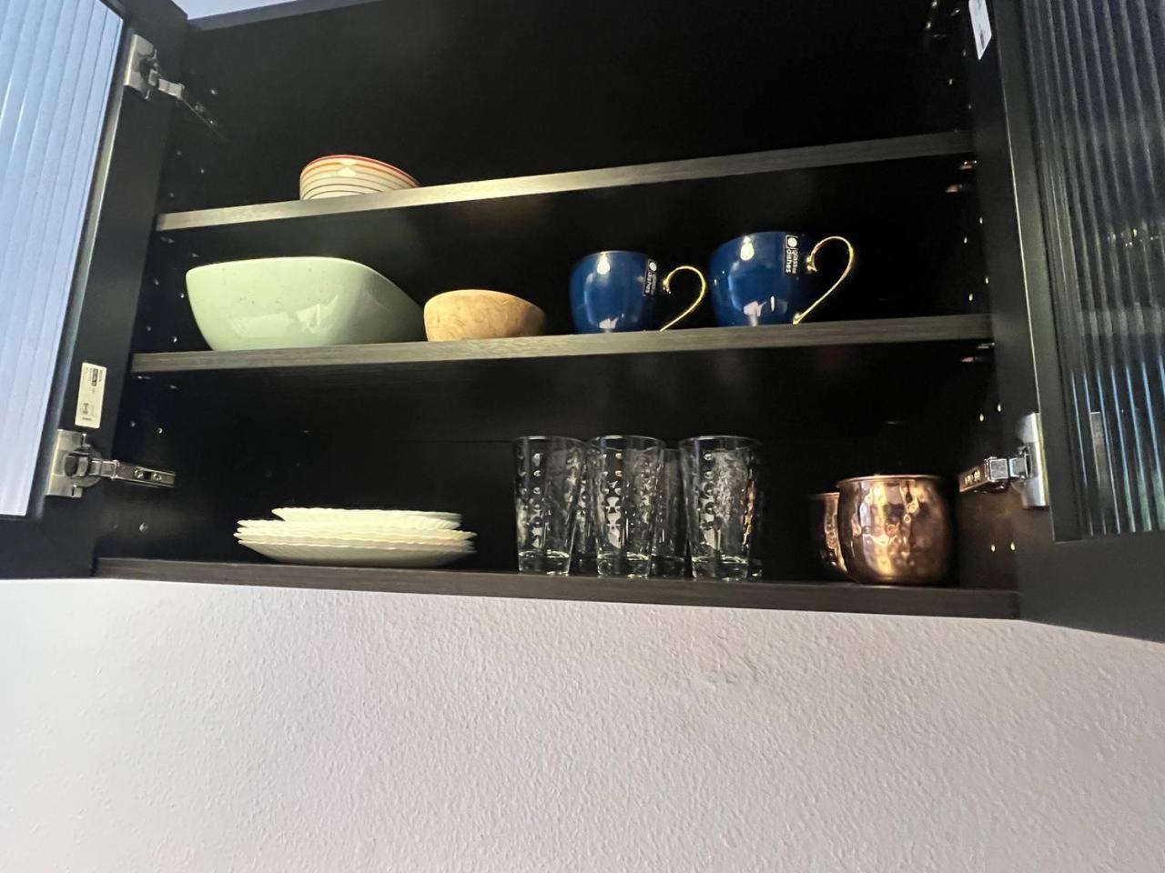 Stylish 2-Room Apartment With Balcony Next To East Side Gallery ベルリン エクステリア 写真