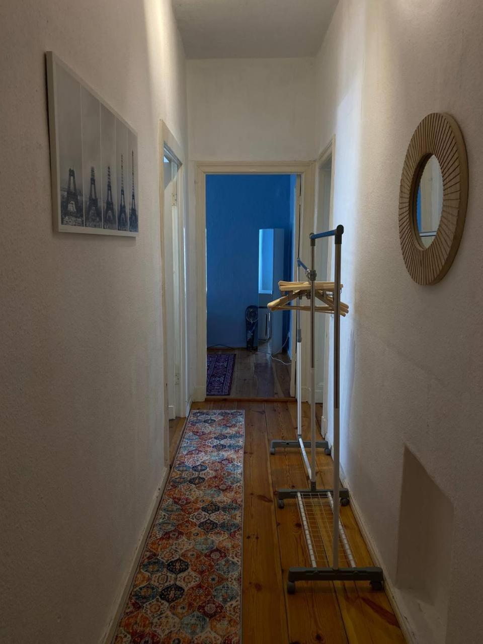 Stylish 2-Room Apartment With Balcony Next To East Side Gallery ベルリン エクステリア 写真